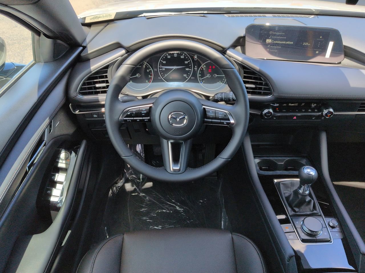 New 2026 MAZDA MAZDA3 2.5 S Hatchback w/ Premium Pkg FWD image 15
