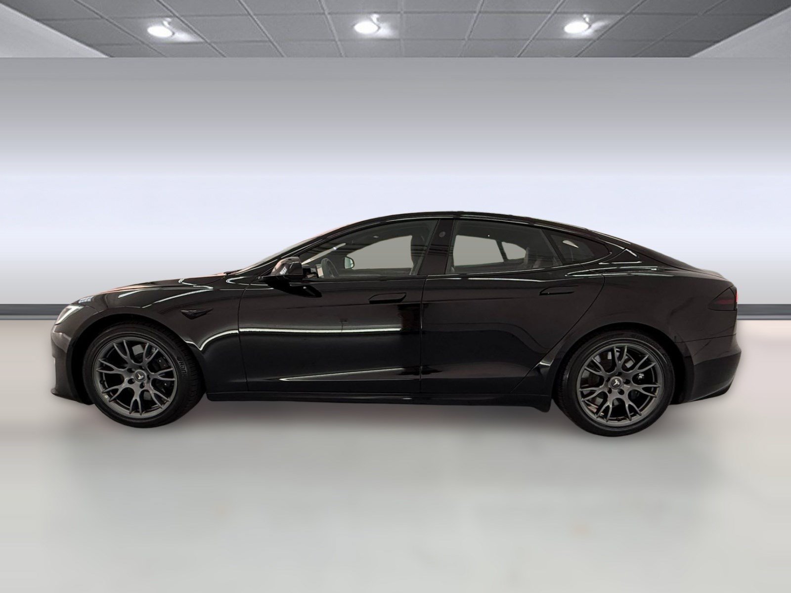 Used 2023 Tesla Model S Standard Range AWD/4WD image 2