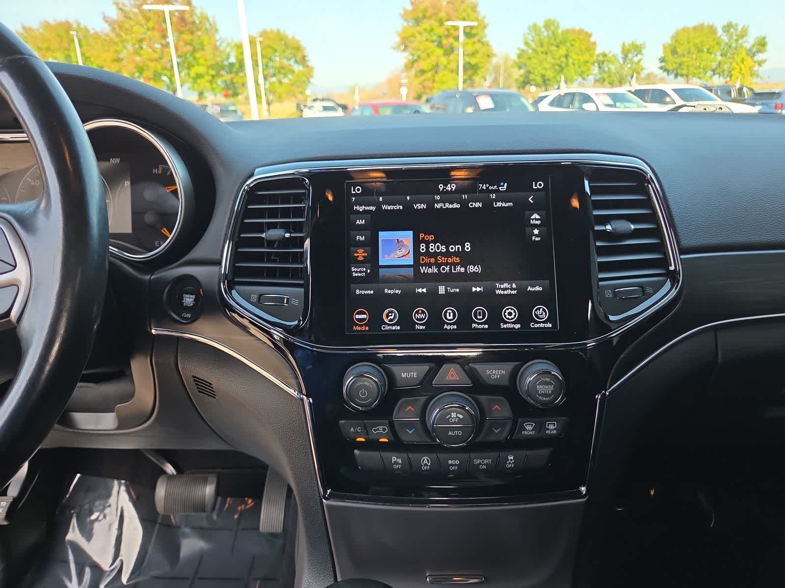 Used 2020 Jeep Grand Cherokee Limited w/ Luxury Group II AWD/4WD image 24