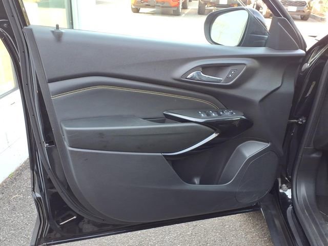 Used 2024 Chevrolet Trax LT image 9