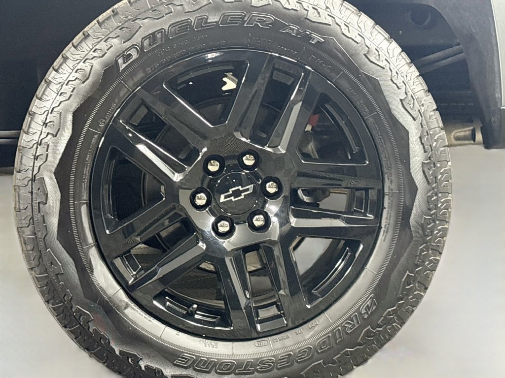 Certified 2026 Chevrolet Silverado 1500 LT Trail Boss AWD/4WD image 36