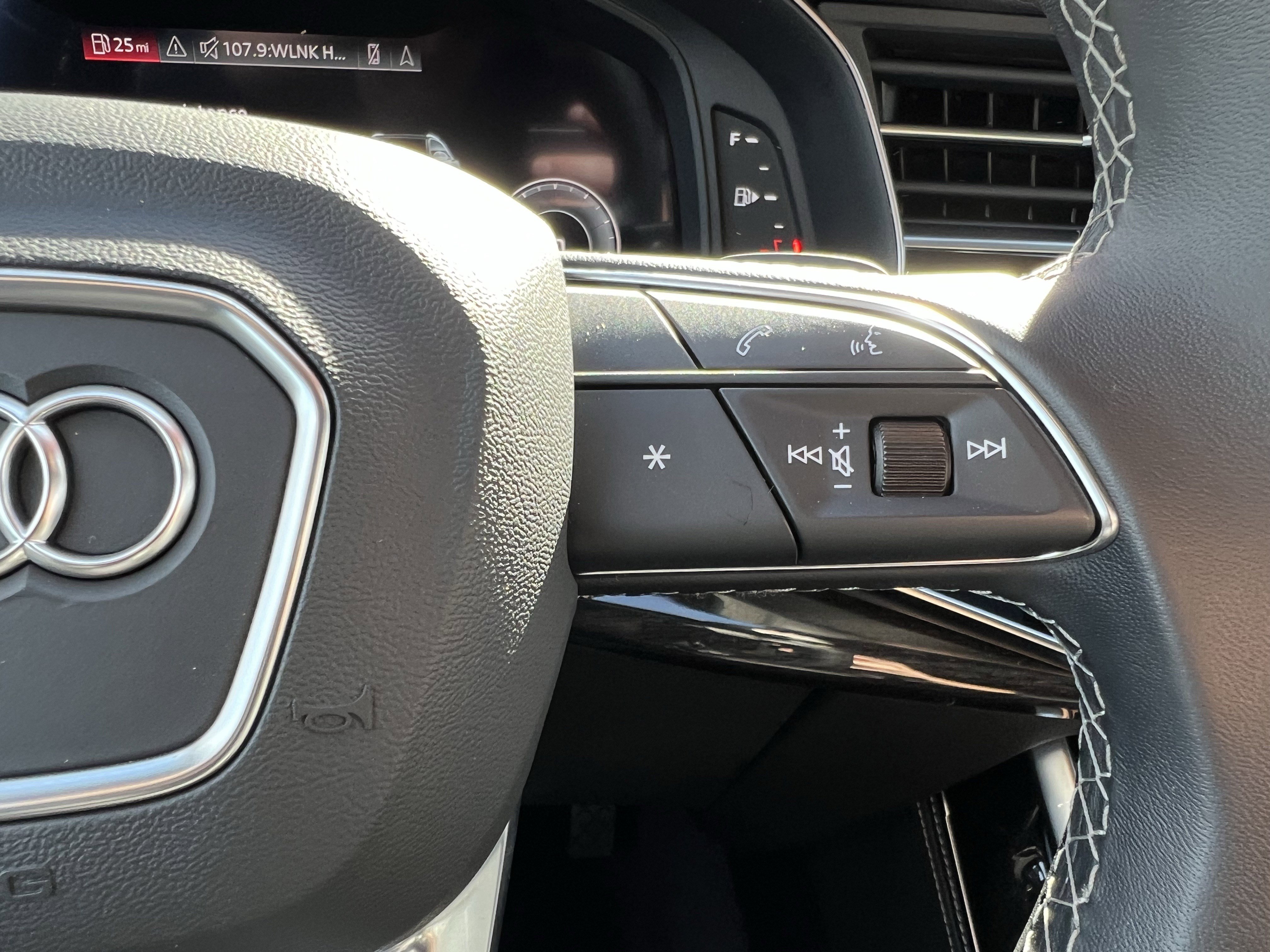 Used 2023 Audi Q8 Premium Plus image 20