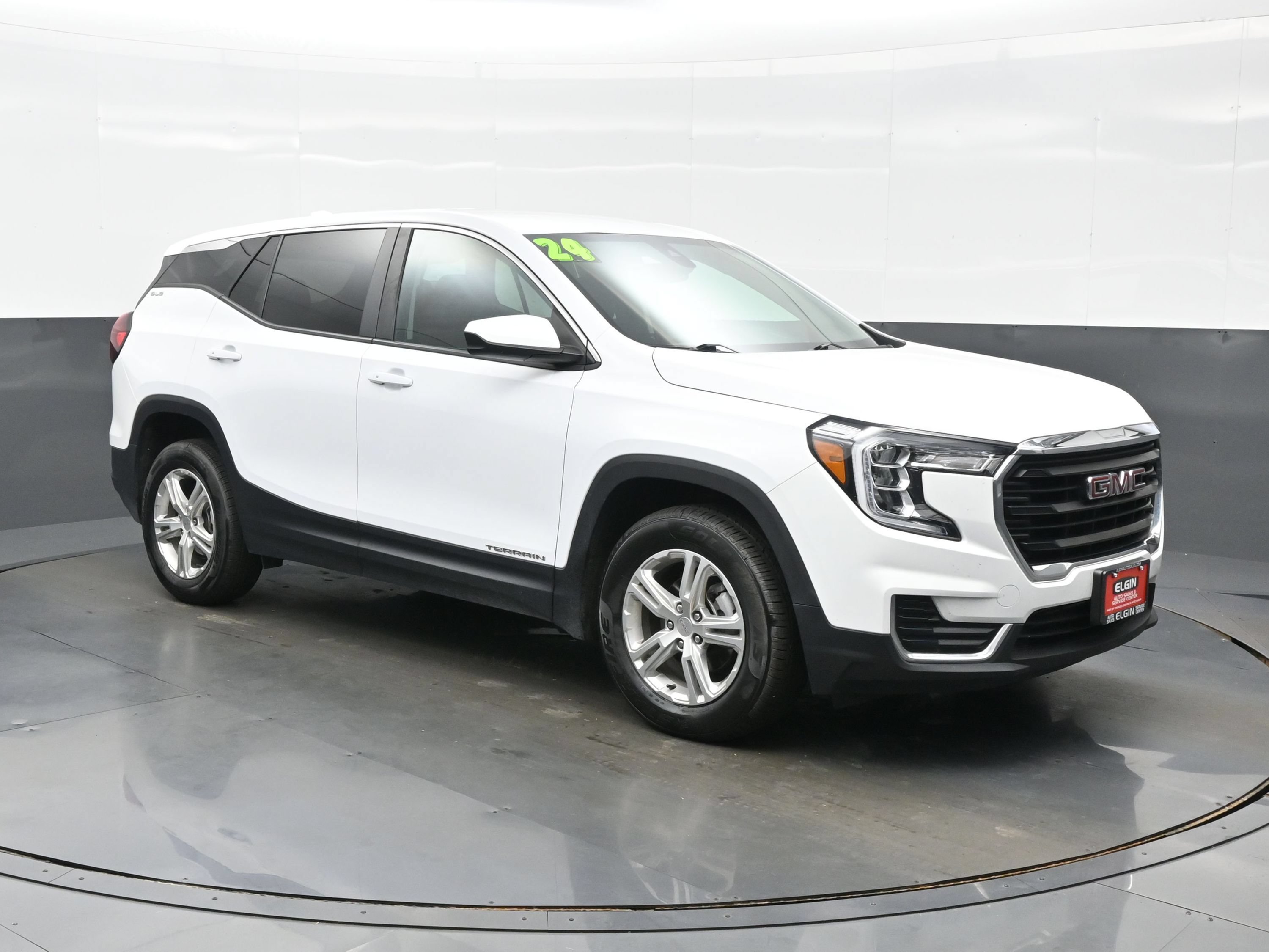 Used 2024 GMC Terrain SLE AWD/4WD image 8