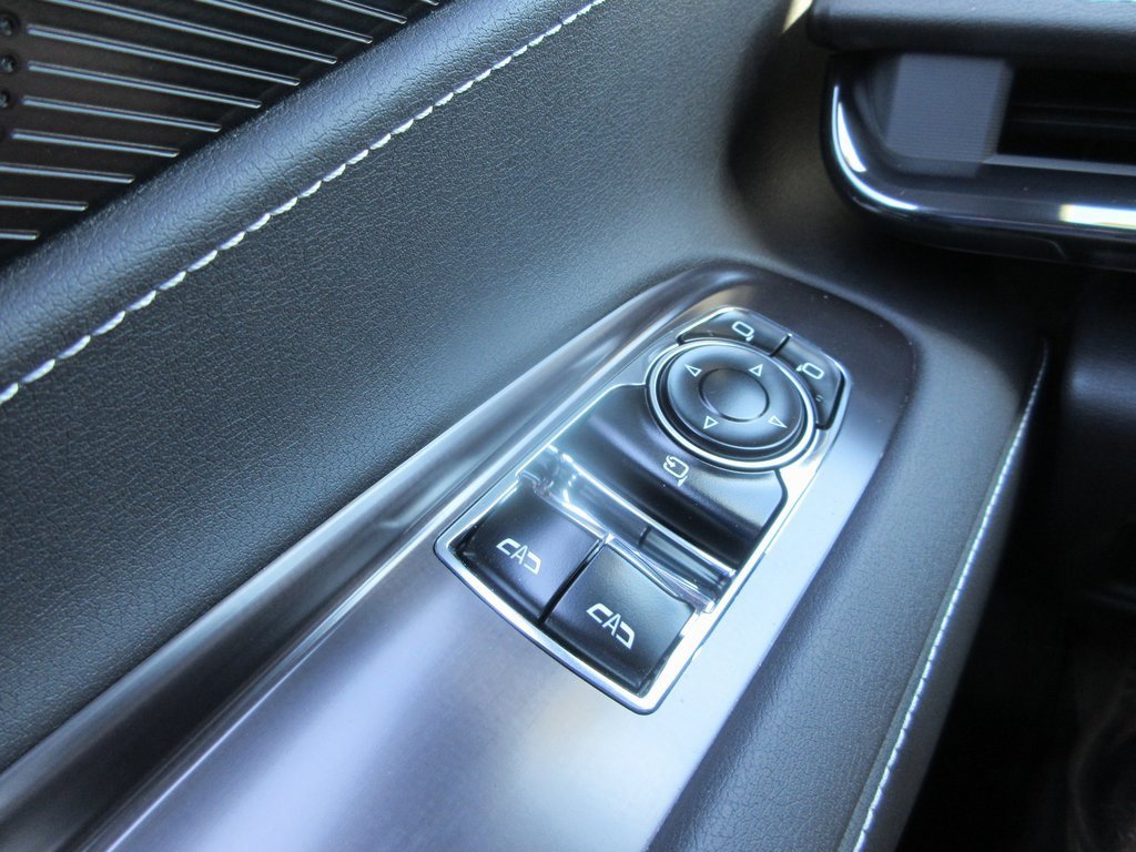 Certified 2023 Chevrolet Corvette Stingray Preferred Cpe w/ Engine Appearance Package image 21