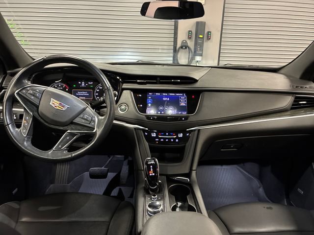 Used 2022 Cadillac XT5 Premium Luxury FWD image 12