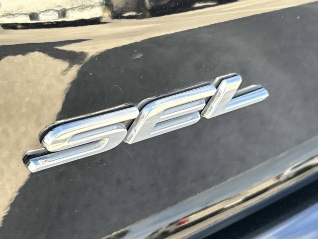 Certified 2024 Ford Edge SEL w/ Convenience Package AWD/4WD image 11