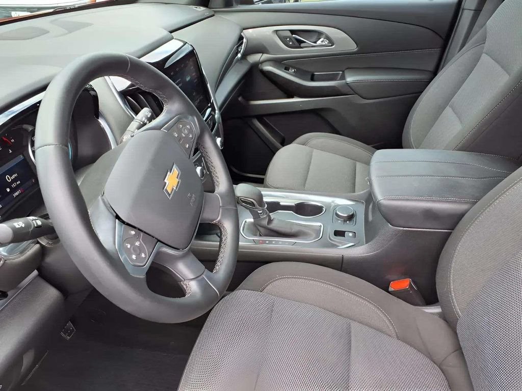 Used 2023 Chevrolet Traverse LT FWD image 13