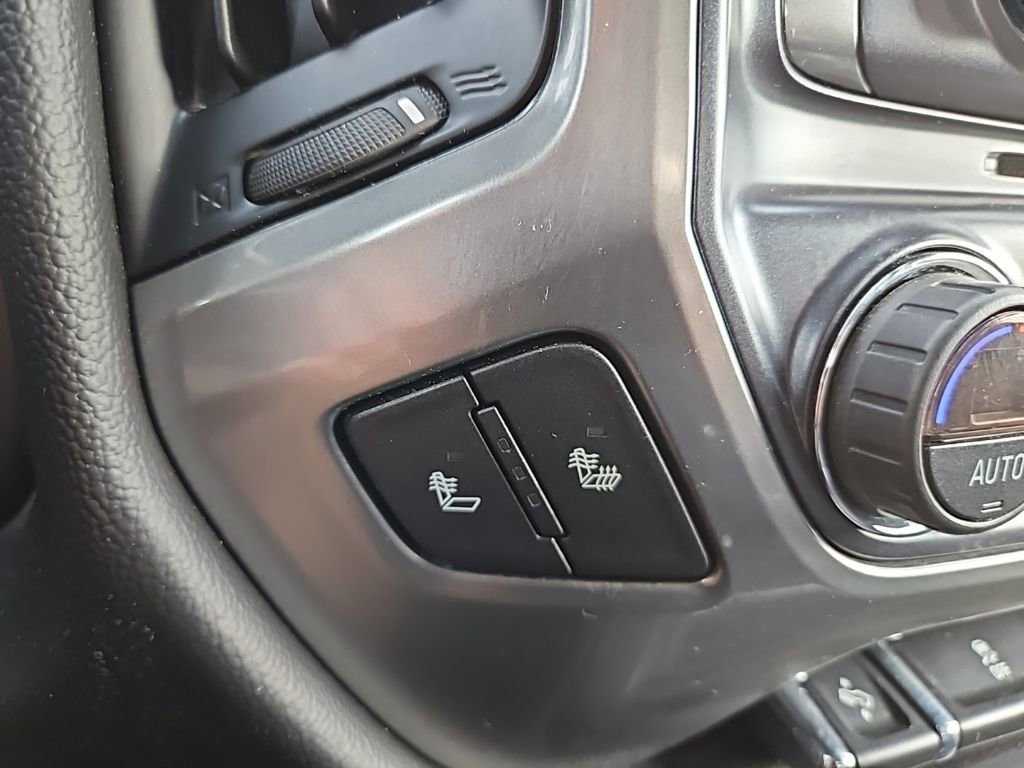 Used 2018 Chevrolet Silverado 1500 LT w/ All Star Edition image 18