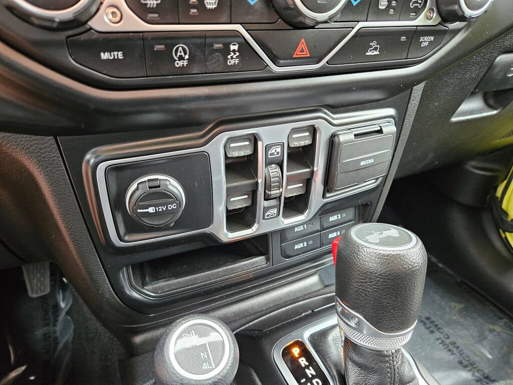 Used 2022 Jeep Wrangler Unlimited Sport AWD/4WD image 24