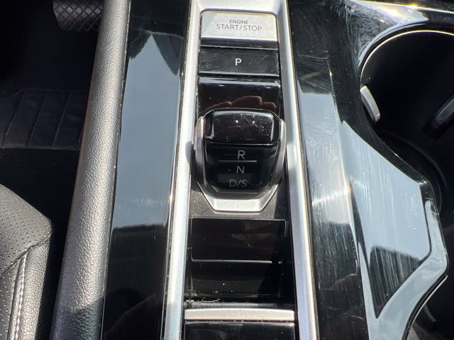 Used 2024 Volkswagen Atlas SE FWD image 21