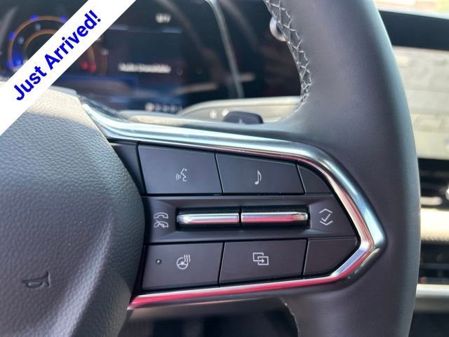 New 2026 Chevrolet Equinox LT w/ Convenience Package II FWD image 21