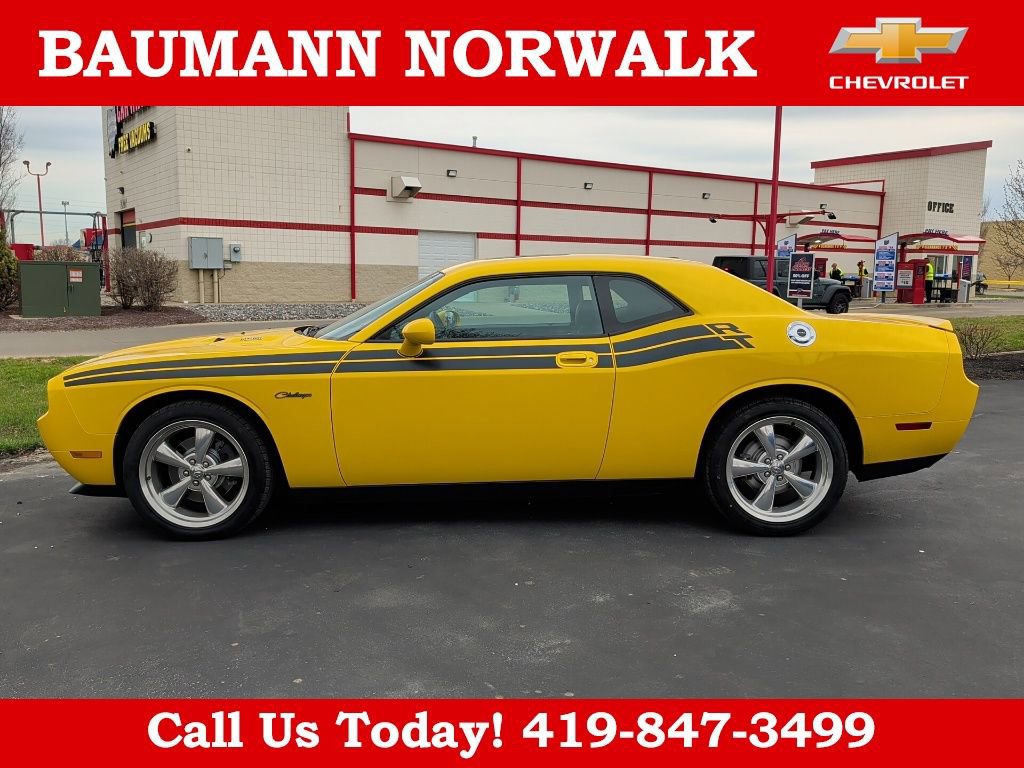 Used 2010 Dodge Challenger R/T image 4