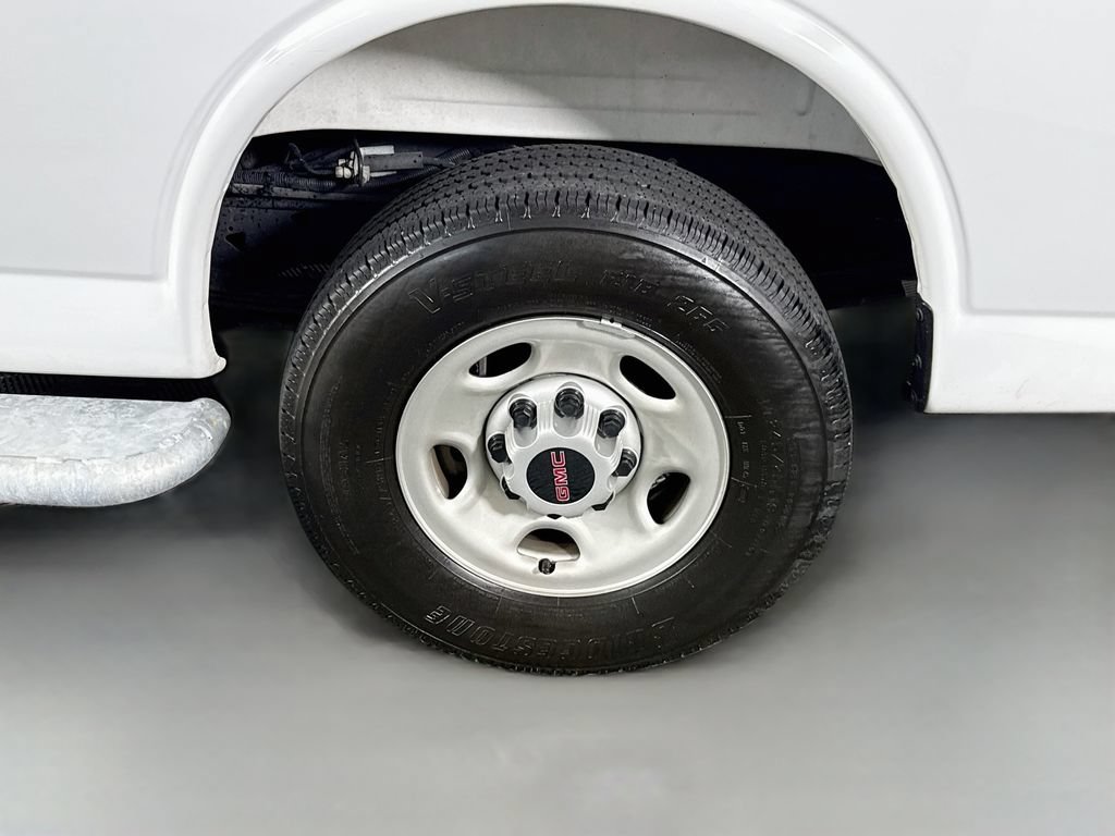 Used 2025 GMC Savana 2500 w/ Driver Convenience Package RWD image 30
