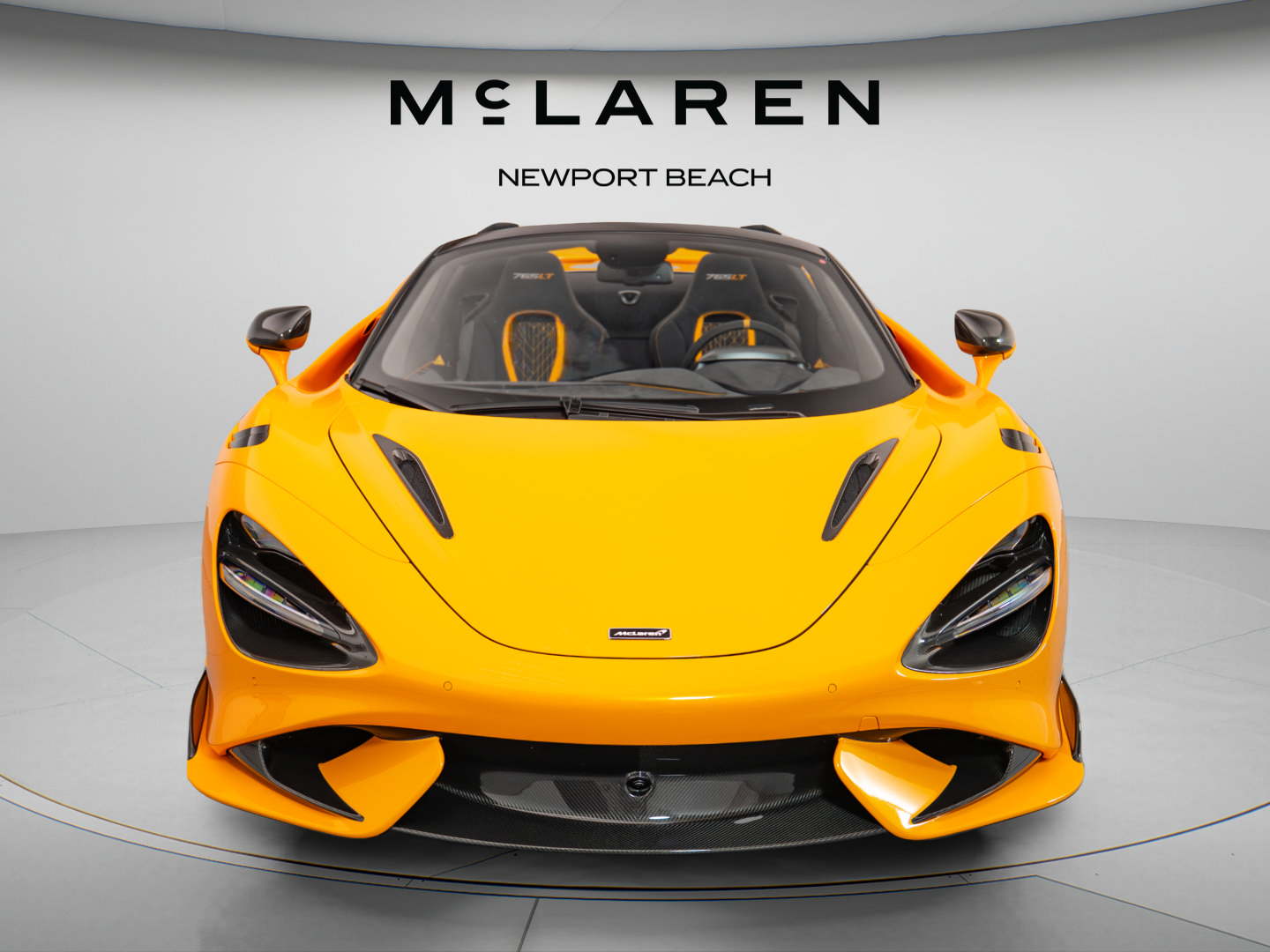 Used 2022 McLaren 765LT RWD image 4