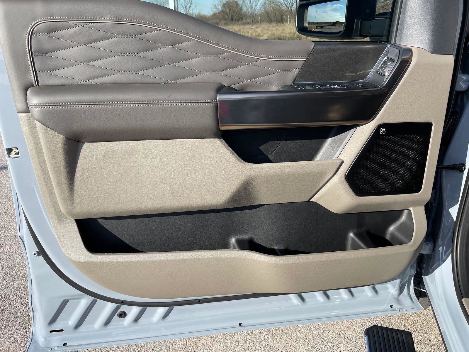 New 2026 Ford F250 Platinum w/ Platinum Plus Package image 10