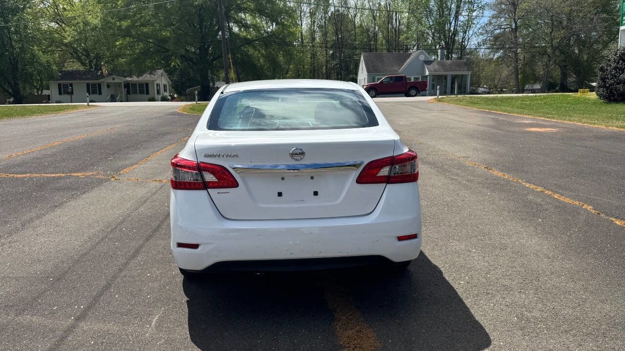 Used 2015 Nissan Sentra S image 7