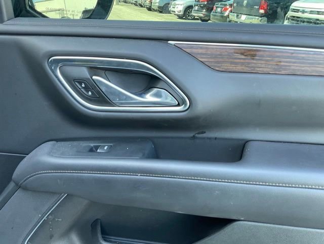 Used 2021 Chevrolet Suburban High Country AWD/4WD image 25
