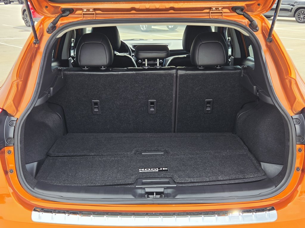 Used 2022 Nissan Rogue Sport SL AWD/4WD image 19