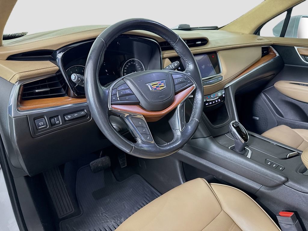 Used 2019 Cadillac XT5 Platinum image 9