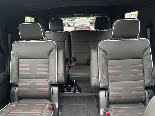 New 2025 GMC Yukon AT4 Ultimate w/ LPO, Floor Liner Package image 14