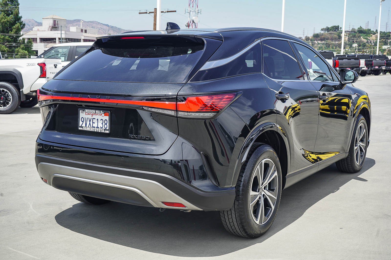 Used 2025 Lexus RX 350 Premium w/ Accessory Package (Z1) FWD image 7