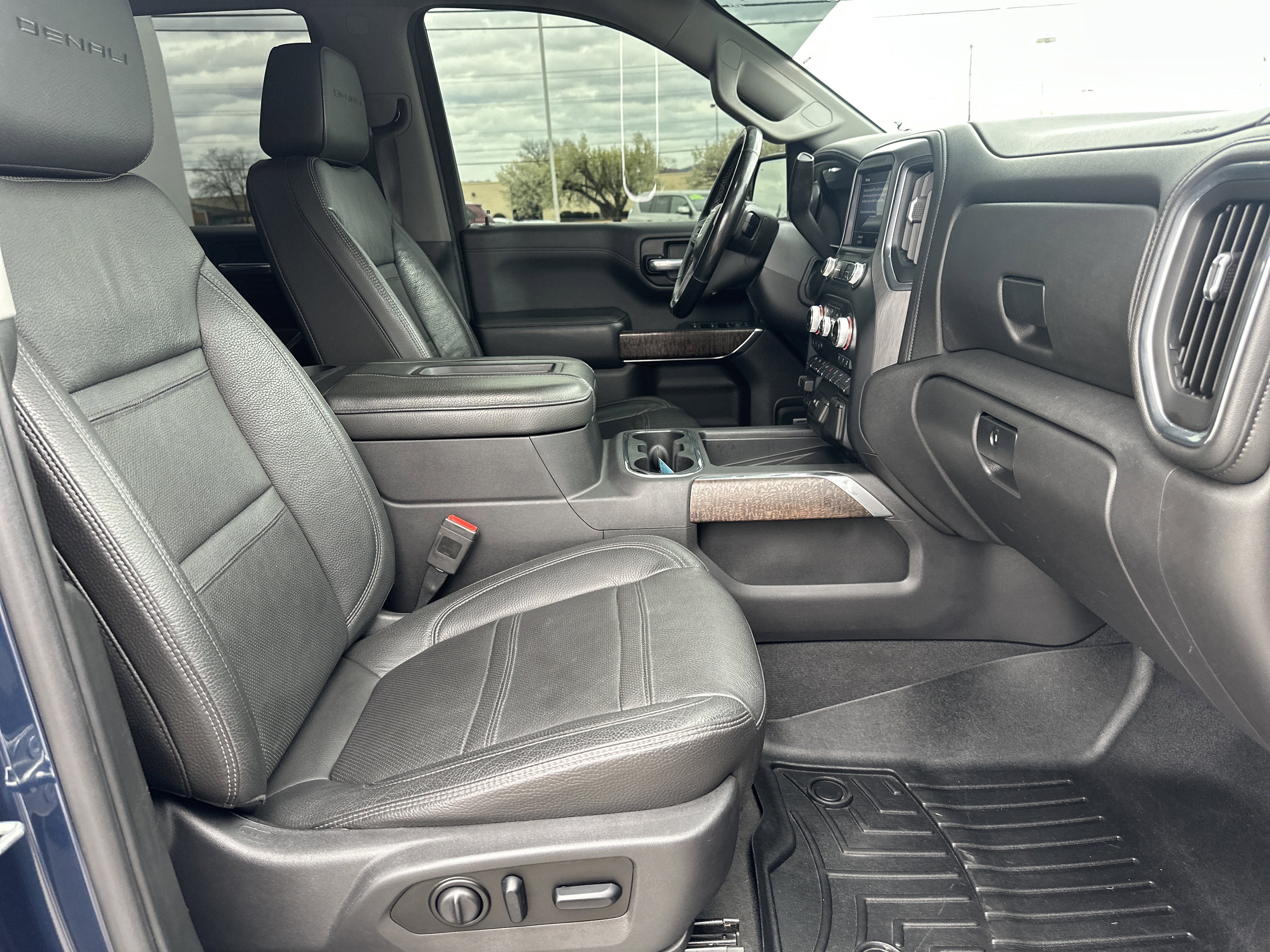 Used 2019 GMC Sierra 1500 Denali w/ Technology Package image 14