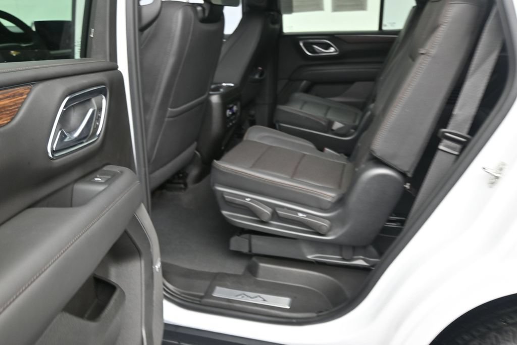 Used 2023 Chevrolet Tahoe High Country RWD image 12