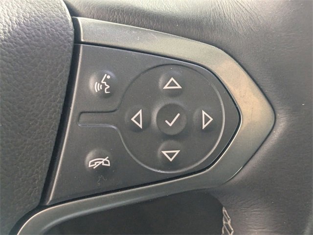 Used 2017 Chevrolet Suburban Premier image 18