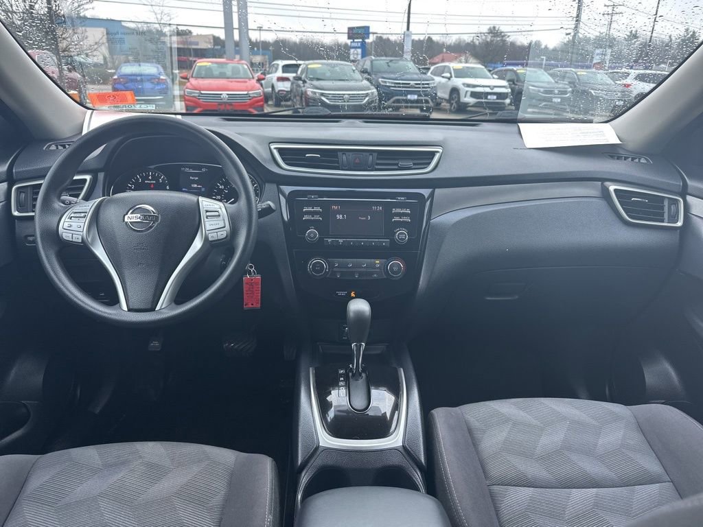 Used 2016 Nissan Rogue S image 14