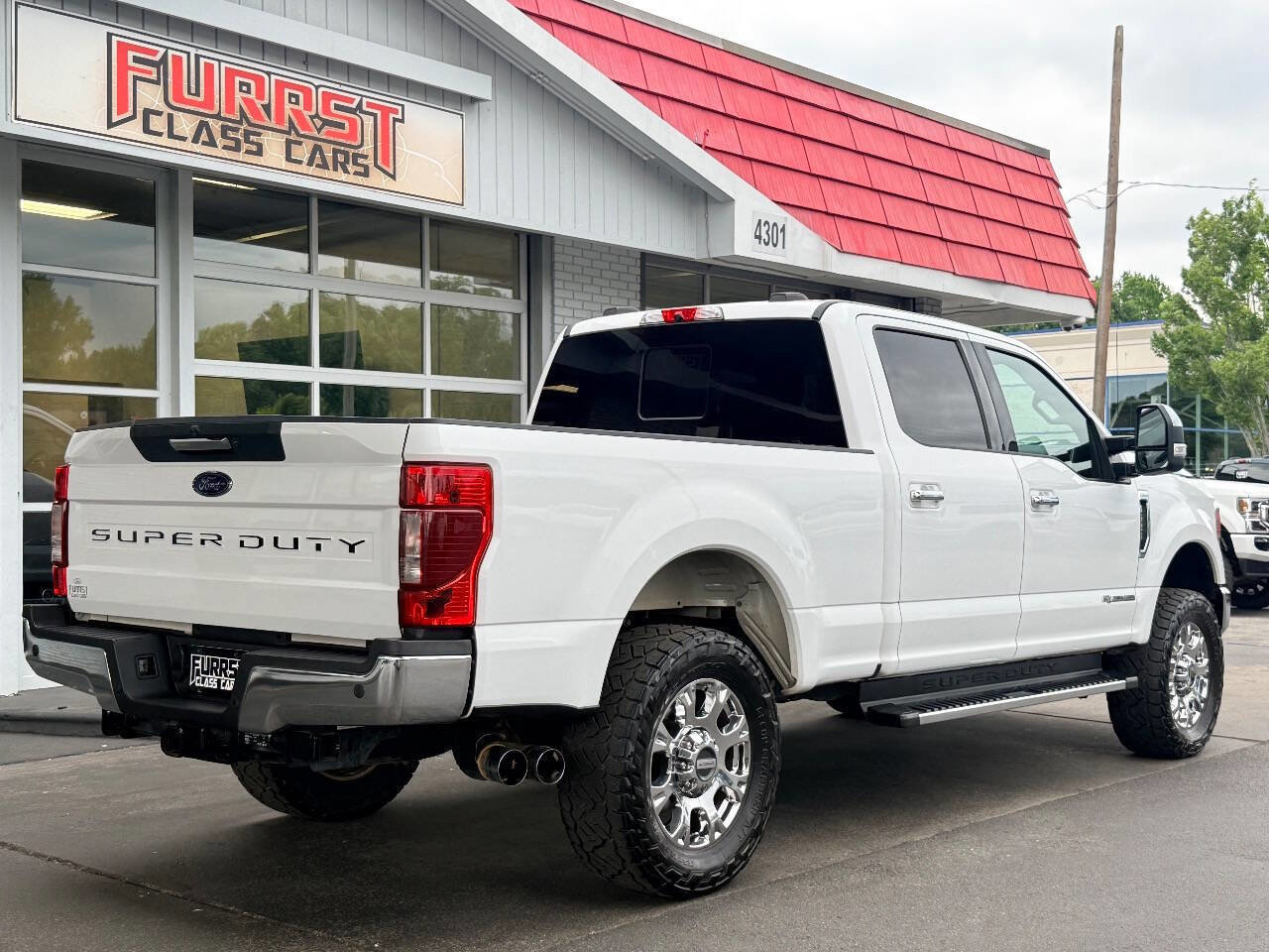 Used 2020 Ford F250 Lariat w/ Chrome Package AWD/4WD image 3