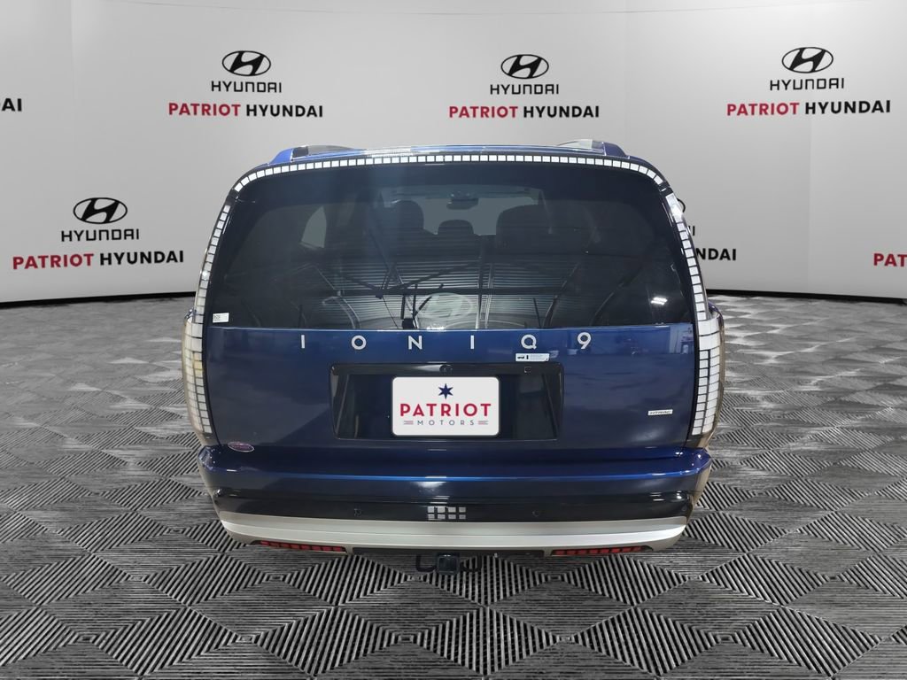 New 2026 Hyundai Ioniq 9 SEL w/ Tow & Go Package image 4