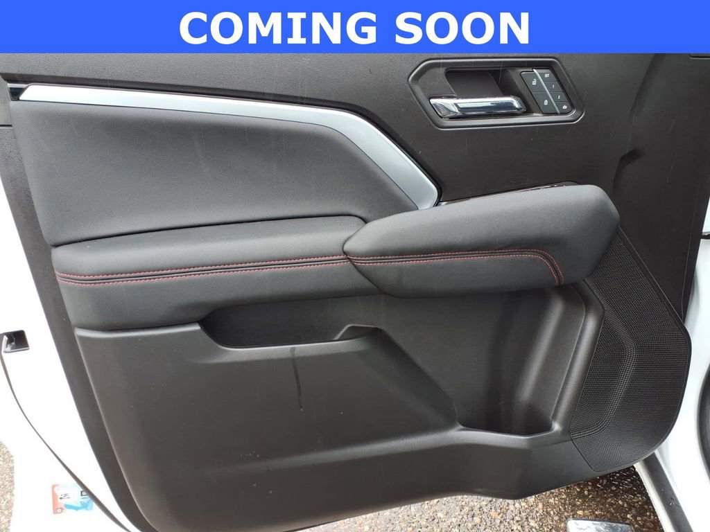 Used 2023 Chevrolet Colorado Z71 w/ Z71 Convenience Package 2 image 13