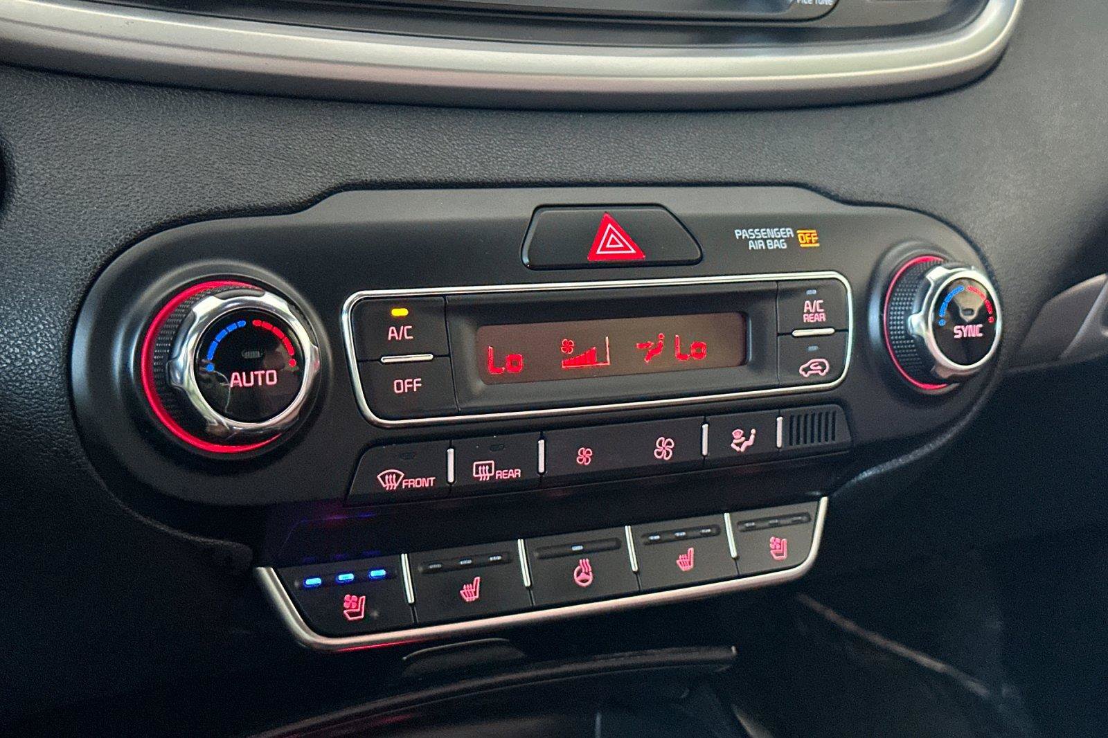Used 2019 Kia Sorento SX AWD/4WD image 21
