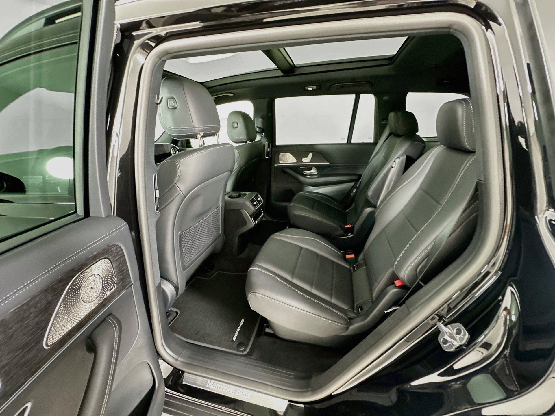 New 2027 Mercedes-Benz GLS 450 4MATIC image 27