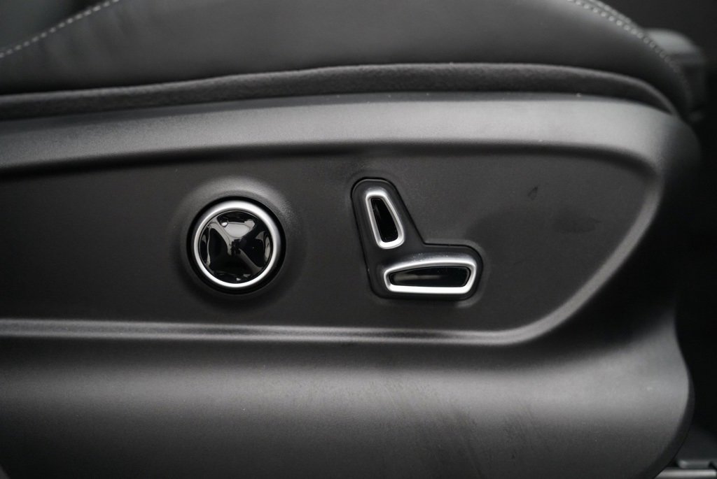 New 2025 Maserati Grecale Modena image 40