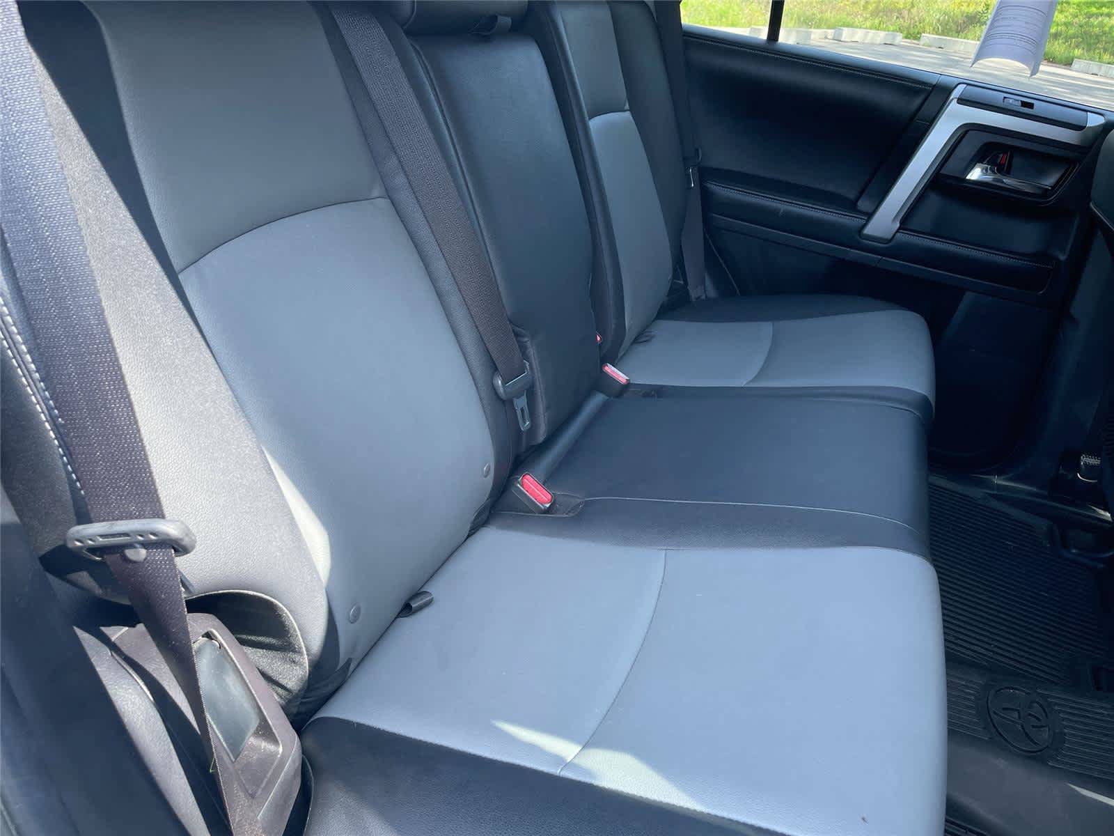 Used 2019 Toyota 4Runner SR5 Premium AWD/4WD image 17