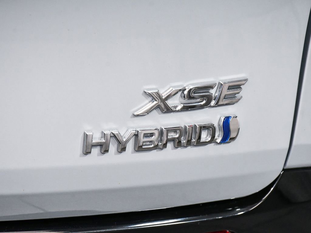 Used 2024 Toyota Sienna XSE image 83