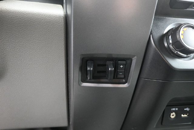 Used 2015 Ford F150 XLT w/ Equipment Group 301A Mid AWD/4WD image 36