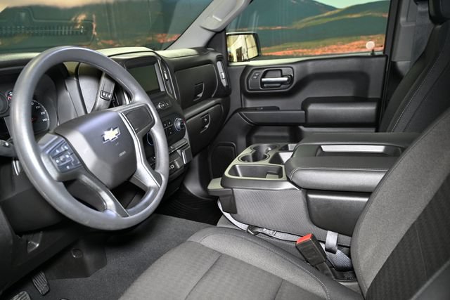 Used 2025 Chevrolet Silverado 1500 Custom w/ Turbomax Blackout Package AWD/4WD image 30