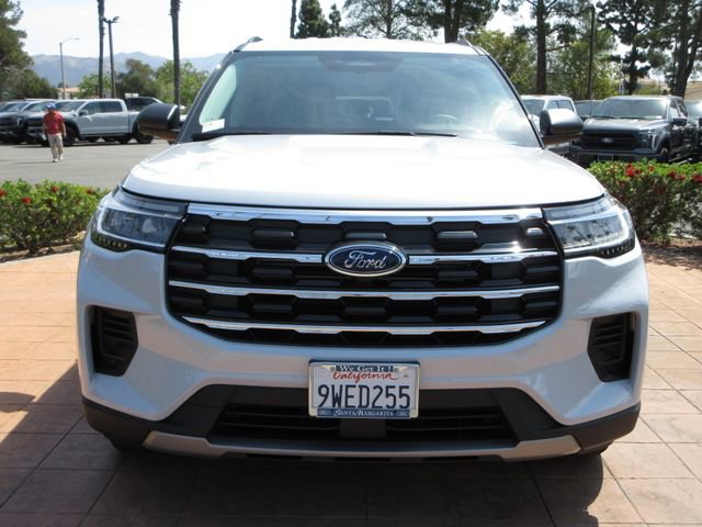 Certified 2025 Ford Explorer Active image 7