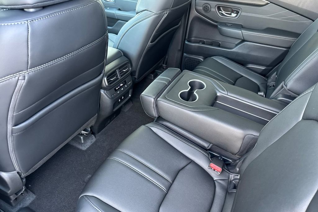 New 2026 Honda Pilot Touring image 13