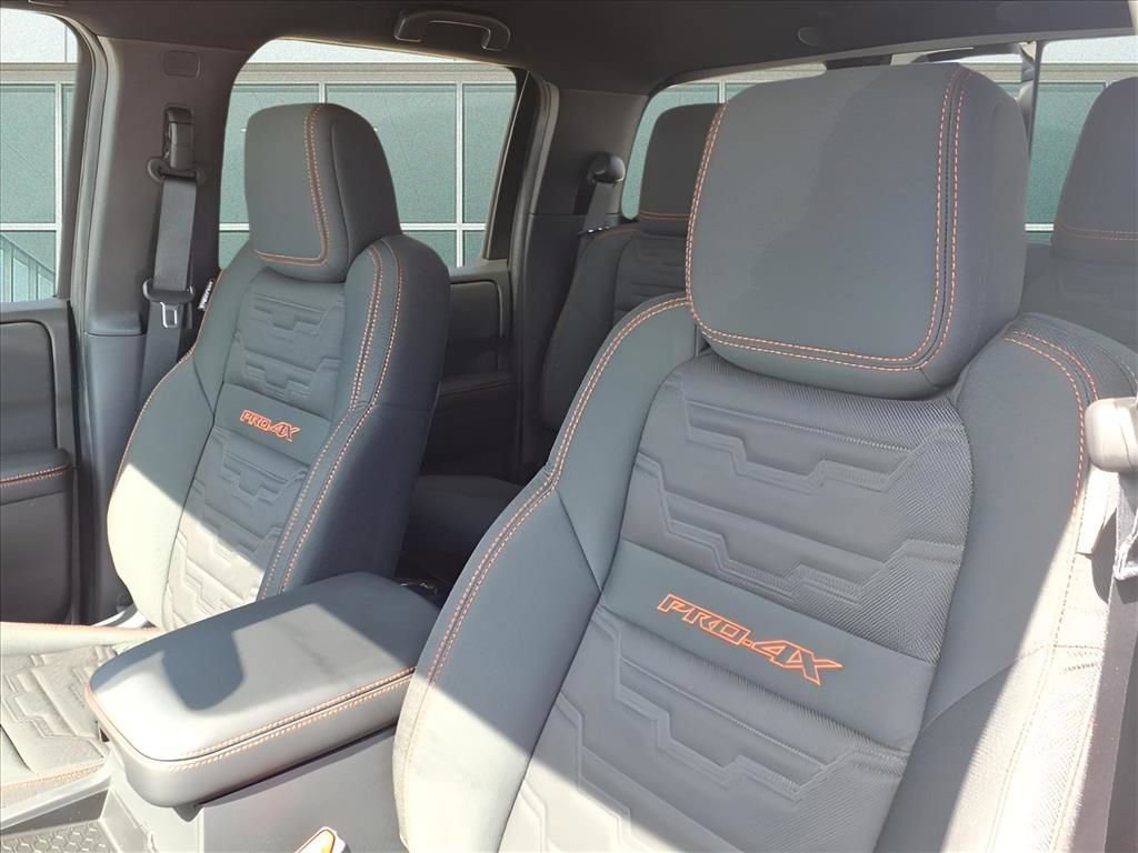 New 2026 Nissan Frontier PRO-4X w/ Pro-4x Convenience Package AWD/4WD image 14