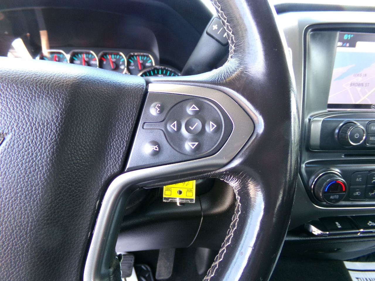 Used 2018 Chevrolet Silverado 1500 LT w/ All Star Edition AWD/4WD image 18