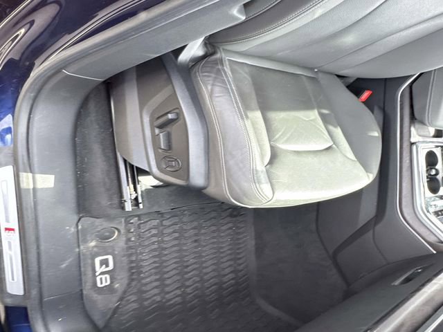 Used 2021 Audi Q8 Prestige w/ Prestige Package image 10
