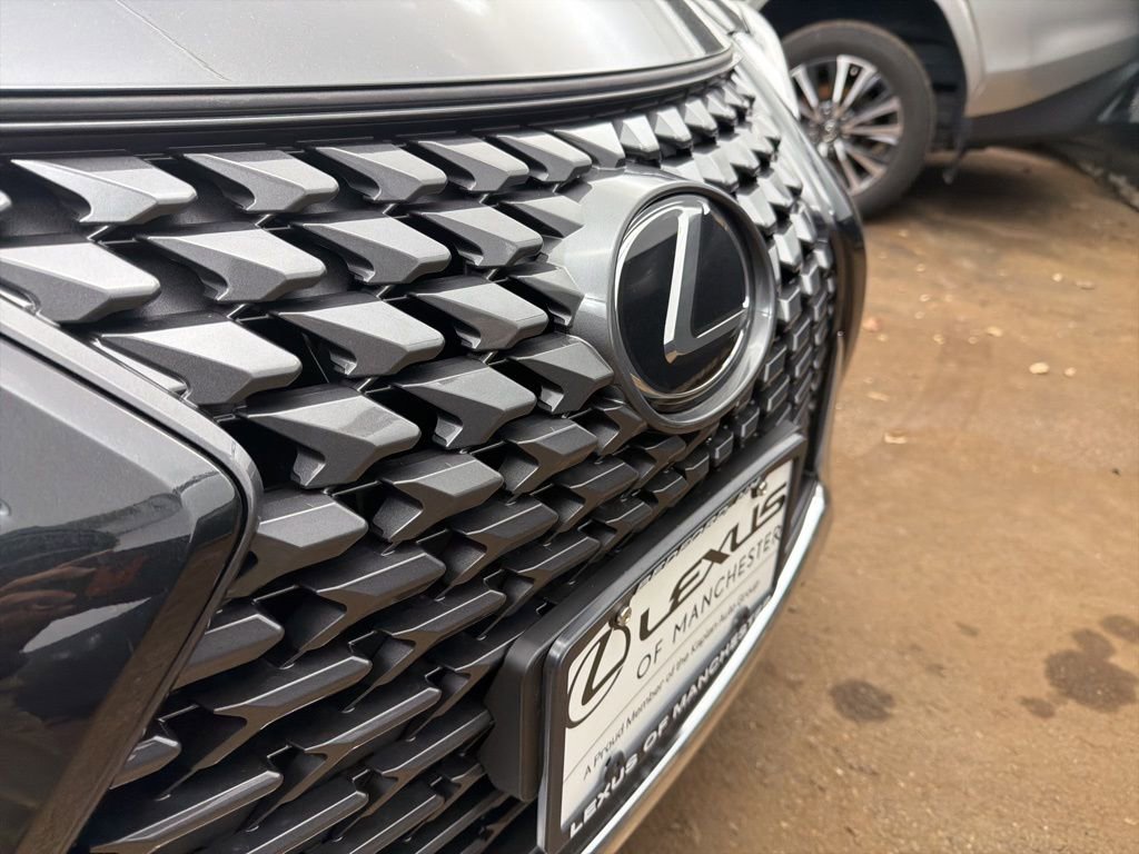New 2026 Lexus UX 300h AWD image 23