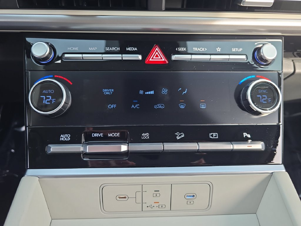 New 2026 Hyundai Santa Fe SE AWD/4WD image 18