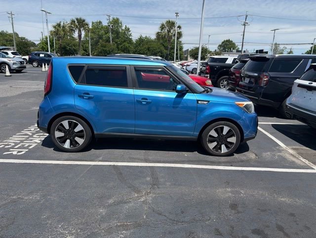 Used 2016 Kia Soul + w/ Designer's Package FWD image 7