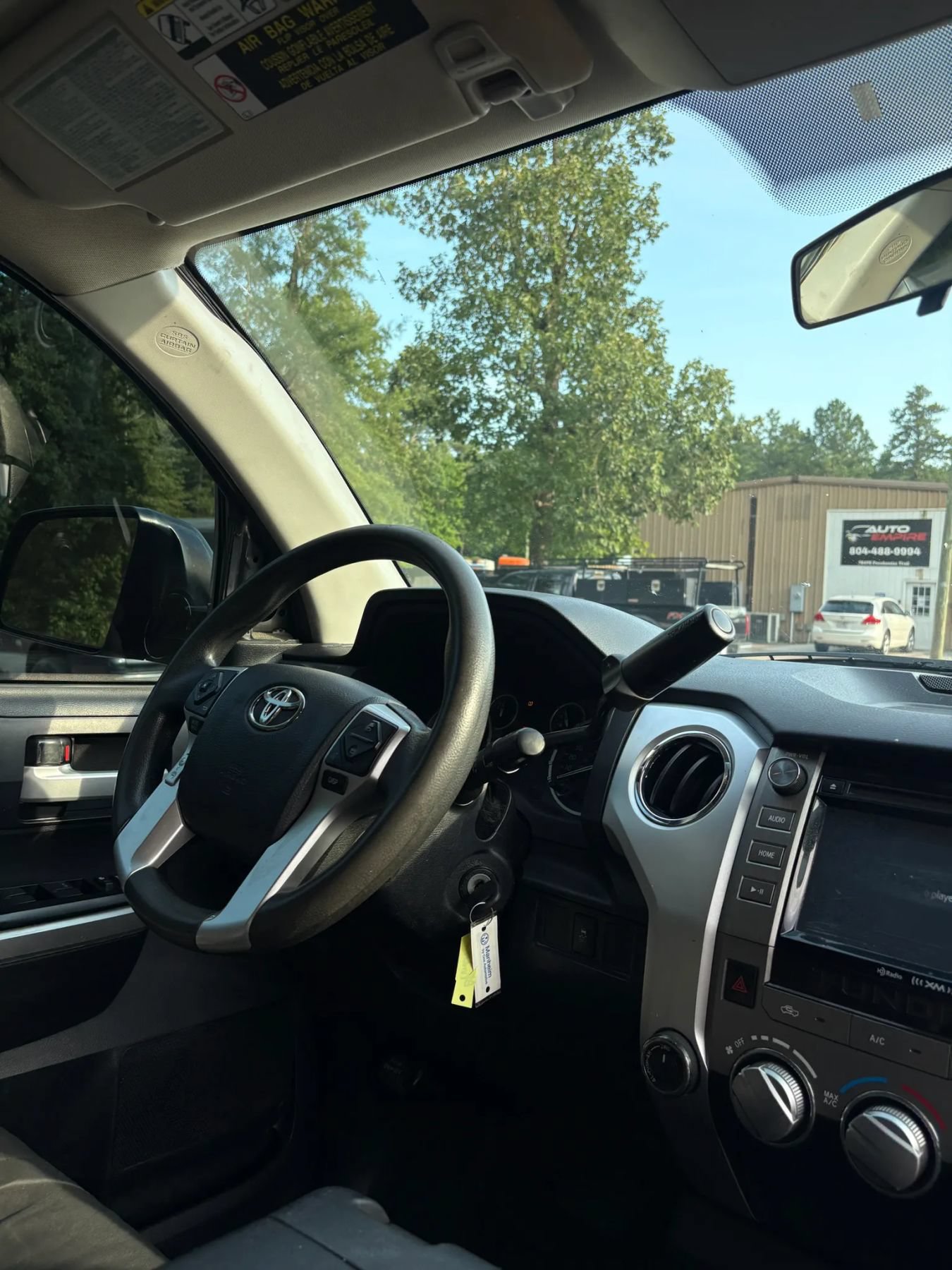 Used 2014 Toyota Tundra SR5 AWD/4WD image 21