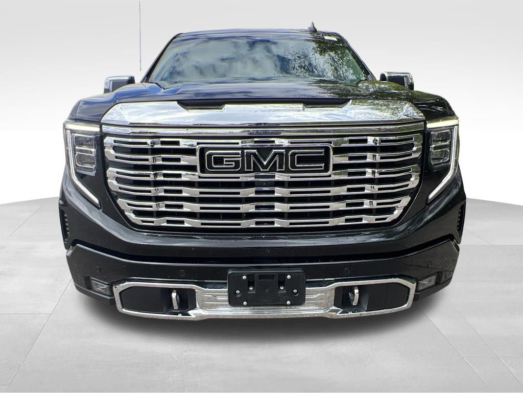 Used 2024 GMC Sierra 1500 Denali AWD/4WD image 9