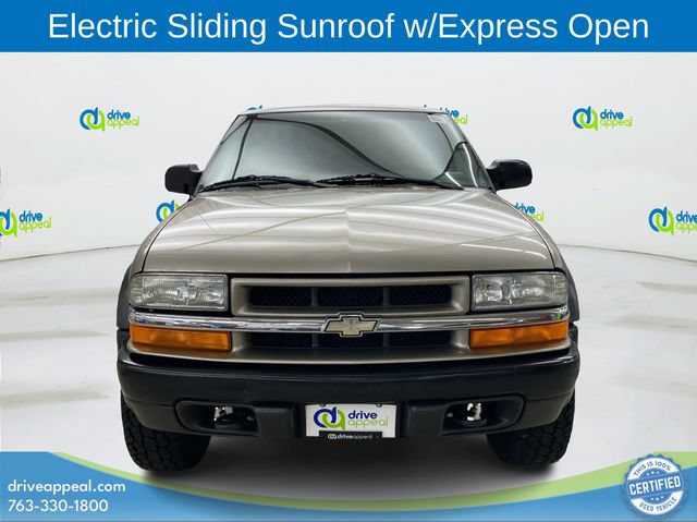 Used 2001 Chevrolet Blazer LS w/ Preferred Equipment Group AWD/4WD image 2